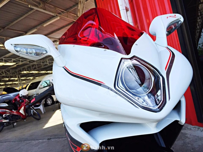 Hoàng tử mv agusta f4r đẹp say lòng người