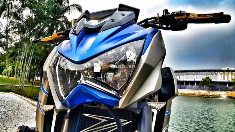 Kawasaki z800 matte grey-blue oceankhi sắc màu lên tiếng