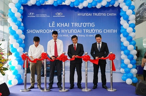  khai trương showroom hyundai mới tại tp hcm 