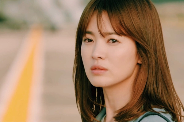 Kiểu tóc chấm vai của bác sĩ kang song hye kyo chính thức gây sốt 2016
