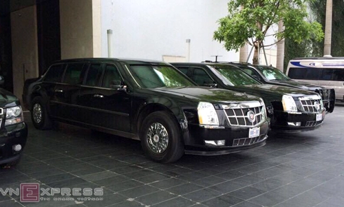 limousine the beast của tổng thống mỹ xuất hiện tại hà nội 