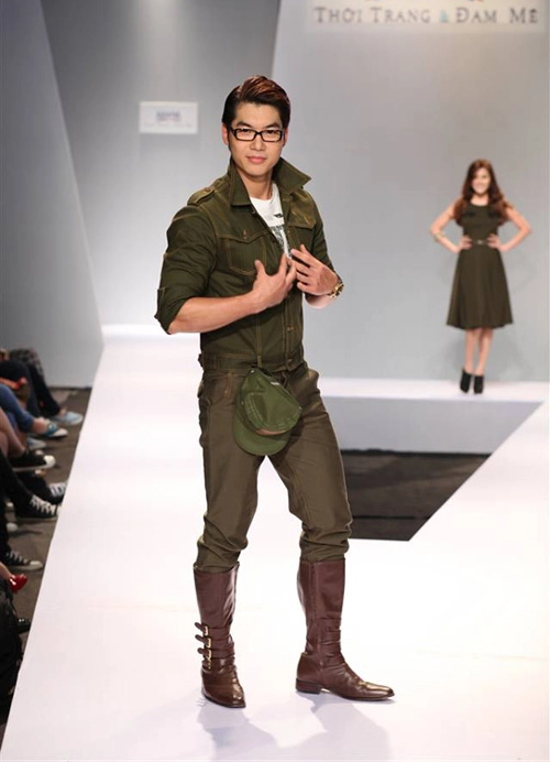 Mỹ tâm tự tin trên sàn catwalk