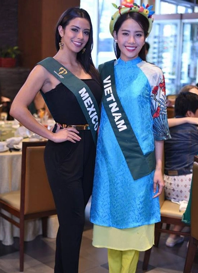  nam em mặc áo bà ba kết hợp váy ở chung kết miss earth 