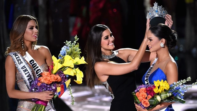 Người đẹp bị trao nhầm vương miện hh hoàn vũ 2015 đã từ bỏ danh hiệu á hậu