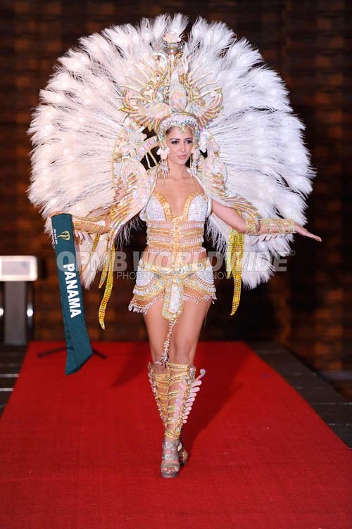 Trang phục dân tộc sexy tới ngạt thở ở cuộc thi hoa hậu