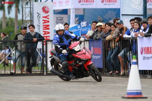  yamaha khởi động y-motor sport 