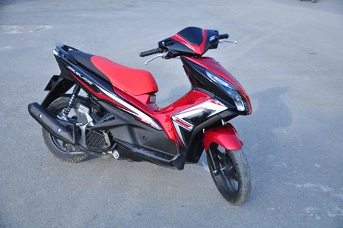  yamaha nouvo mới và air blade - cuộc chiến không hồi kết 