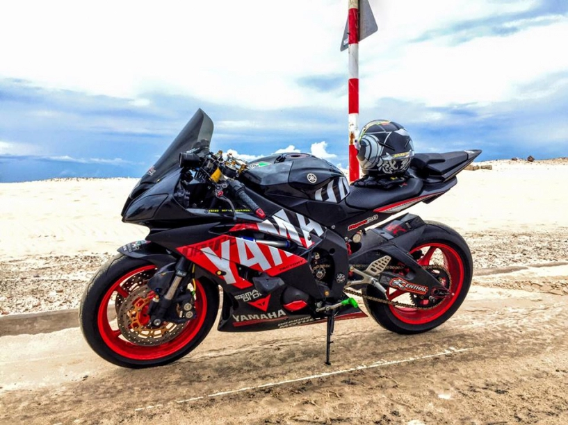 Yamaha r6 độ siêu chất và đầy phong cách của biker việt
