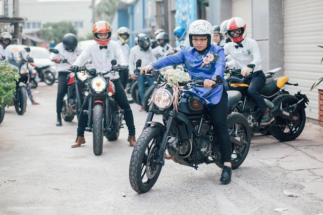 Dàn xe ducati scrambler tham gia rước dâu hoành tráng tại vũng tàu