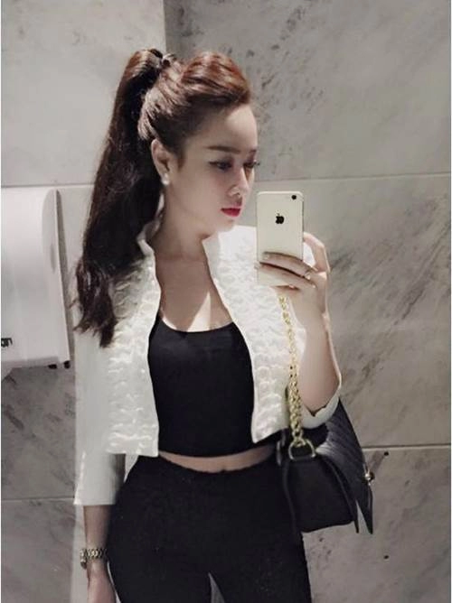 14 cách biến tấu với mái tóc cho các nàng vẻ đẹp hoàn hảo trong ngày 2010
