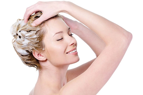 3 cách kích thích tóc mọc nhanh cho thời điểm giao mùa