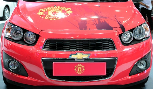  ảnh chevrolet sonic phiên bản manchester united 