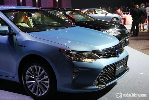  ảnh chi tiết toyota camry 2015 