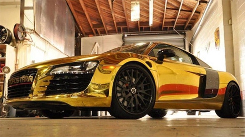  audi r8 mạ vàng của rapper mang dòng máu việt 