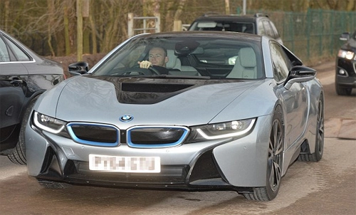  bmw i8 - mốt mới của người nổi tiếng 