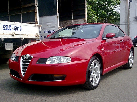  bộ ba xe alfa romeo cập cảng sài gòn 