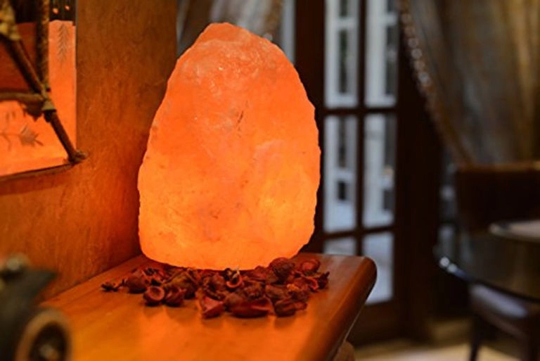 Đèn đá muối himalaya hạn chế bức xạ của lò vi sóng wifi