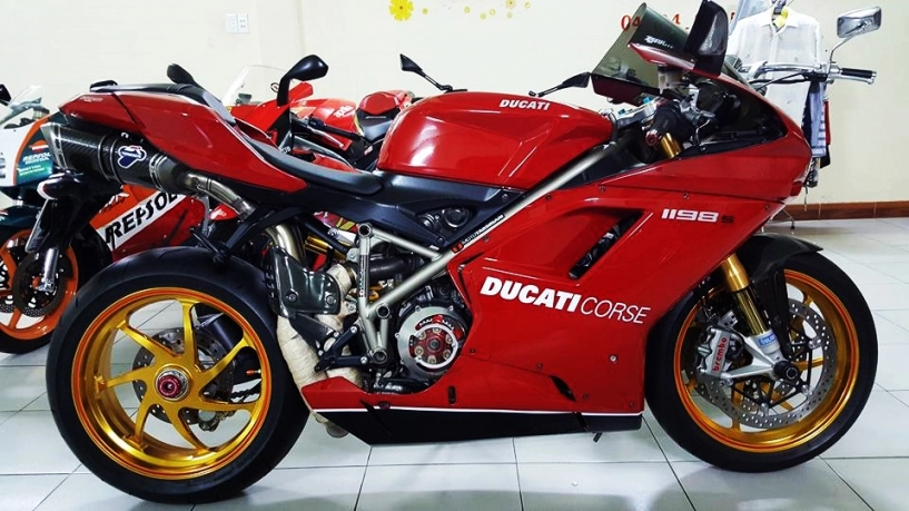 Ducati 1198s độ cực chất của biker việt