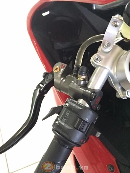 Ducati 899 lên đồ hiệu mà nhìn như zin