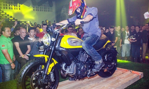  ducati scrambler trình làng việt nam giá 303 triệu 