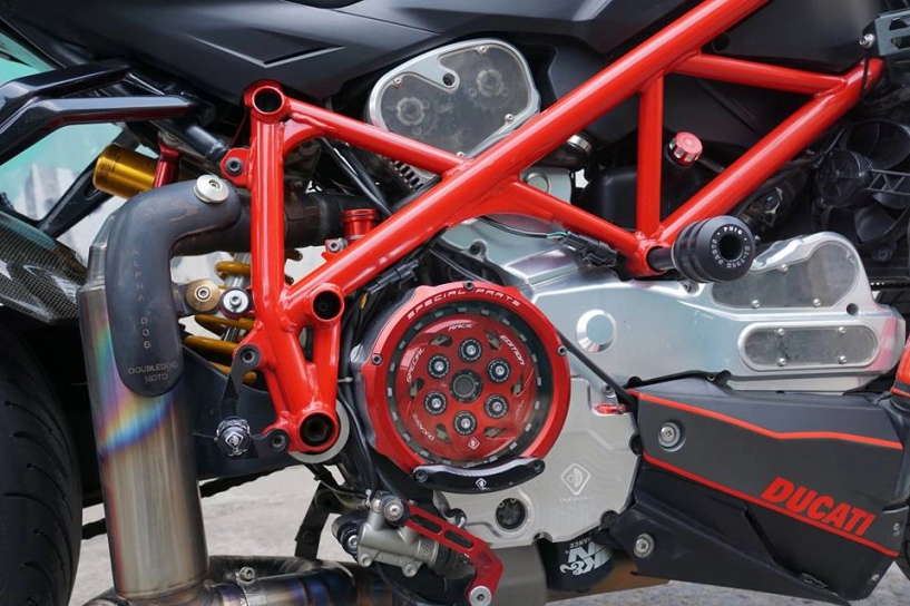 Ducati streetfighter 848 siêu chất với dàn đồ chơi khủng tại sài gòn