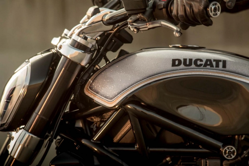 Ducati xdiavel đẹp tuyệt vời trong bản độ từ roland sands design