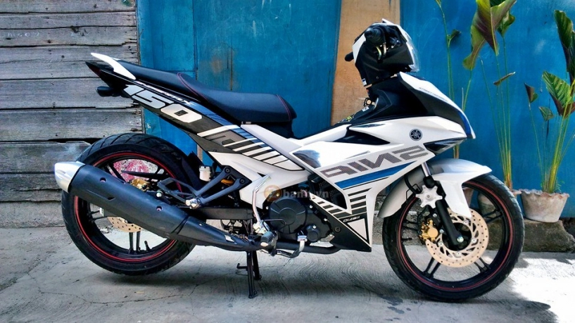 Exciter 150 trắng bạc tinh khôi của biker nước bạn