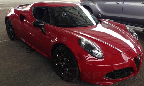  hàng độc alfa romeo 4c launch edition cập cảng sài gòn 