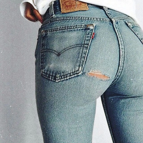 Hé lộ mốt quần jeans sexy nhất hè nhưng ít ai dám mặc