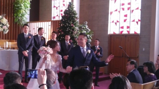 Hoa đán tvb bất ngờ tổ chức đám cưới tại nhà thờ ở canada
