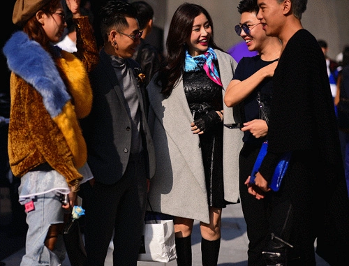 Hoàng ku chất lừ đến từng centimet đi xem seoul fashion week 2016