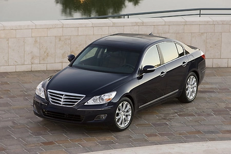  hyundai genesis đoạt giải xe của năm 2009 