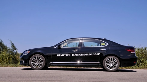  lexus ls460l - sedan hạng sang thực dụng 