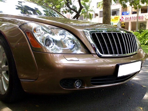  maybach 57s trên phố sài gòn 