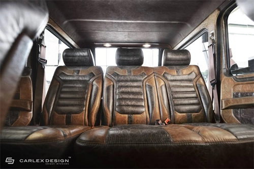  mercedes g-class với nội thất bọc da cổ điển 