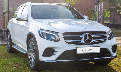  mercedes glc 250 4matic giá 75000 usd tại malaysia 