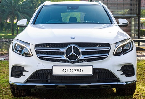  mercedes glc 250 4matic giá 75000usd tại malaysia 