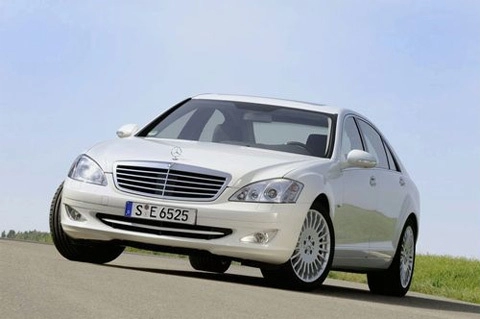  mercedes s-class đầu tiên lắp động cơ 4 xi-lanh 