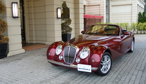  mitsuoka - kẻ cá biệt từ nhật bản 