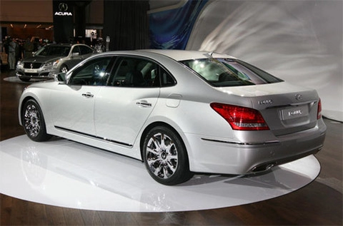  mua hyundai equus nhận ipad 