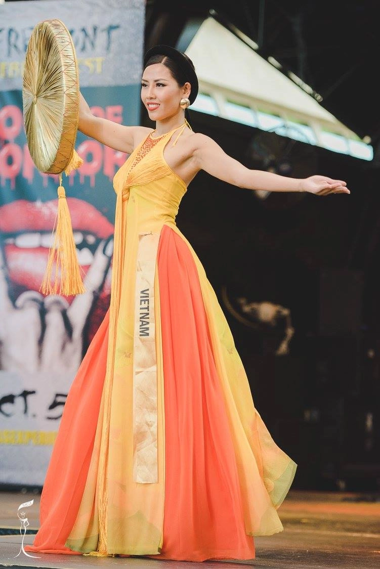 Nguyễn thị loan lọt top 10 trang phục dân tộc đẹp nhất miss grand international 2016