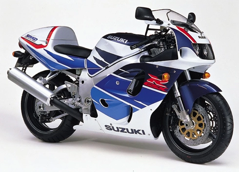  những mốc lịch sử của siêu môtô suzuki gsx-r serie 