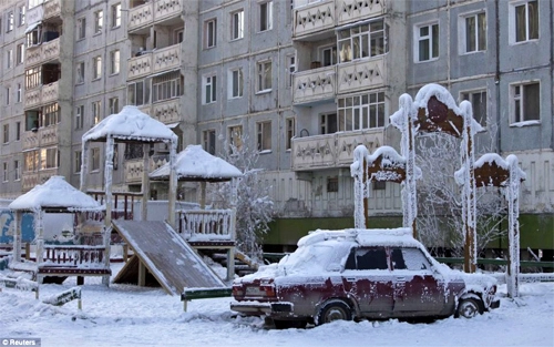  ôtô sống sót thế nào ở nơi lạnh nhất thế giới 