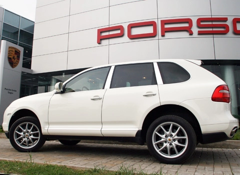  porsche cayenne 2011 được bán tại việt nam 