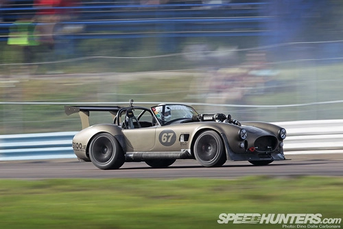  quái vật shelby cobra v12 