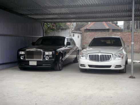  rolls-royce phantom in rồng về ninh bình 