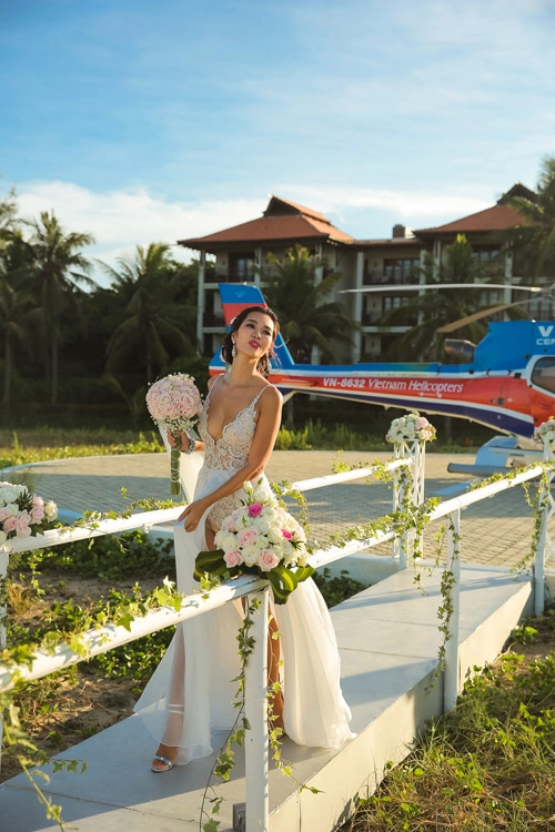 Siêu mẫu hà anh dùng trực thăng đến đám cưới