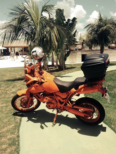  sơn môtô toàn màu cam để chống trộm 