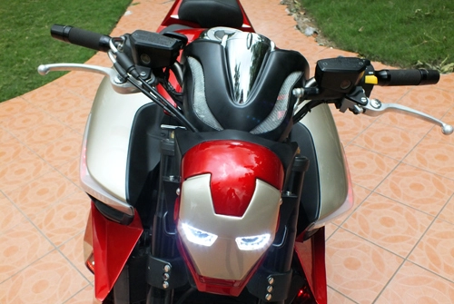  suzuki b-king iron man ở sài gòn 