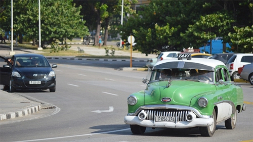  taxi và ôtô ở cuba 